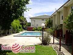 Coral Bayview I Community Pool